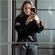 Professeur particulier donnant cours à des enfants de cycle 2 et 3